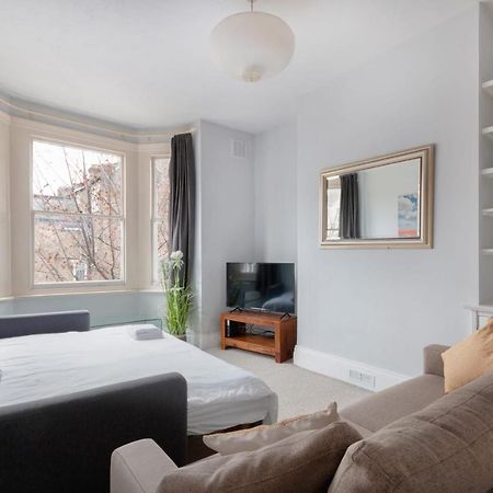 1 Bed Clapham Junction Apartment Londres Exterior foto